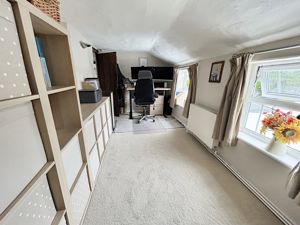 Bedroom- click for photo gallery